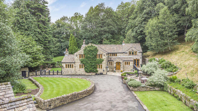 5 bed property, in Ripponden, £1,000,000
