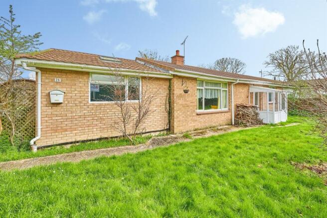 4 bed property, in Rectory Road, £385,000