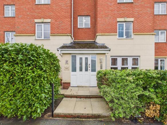 2 bed property, in McKinley Street, £142,500