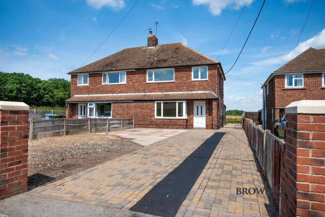 3 bed property, in Clinton Rise, £225,000