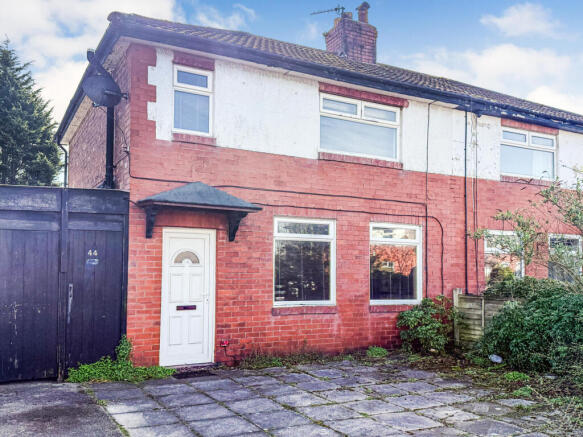 3 bed property, in Salisbury Street, £155,000