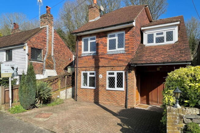 4 bed property, in Old London Road, £500,000