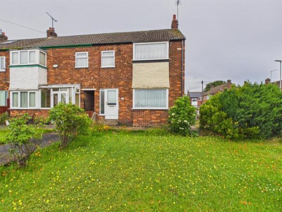 3 bed property, in Scarborough Road, £139,950