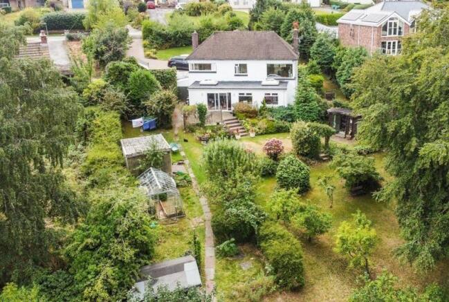 4 bed property, in Pen Y Bryn Road, £565,000