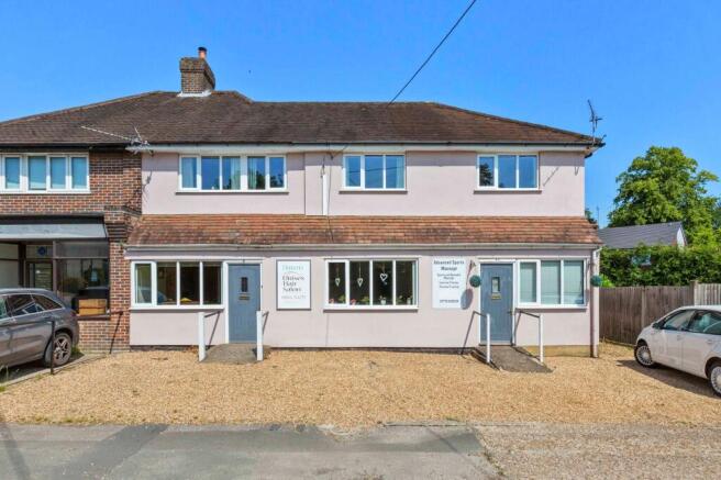 4 bed property, in Summerleys Road, £685,000