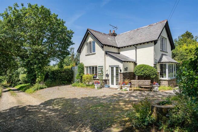 3 bed property, in Germansweek, £665,000