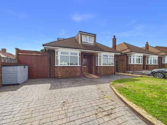 4 bed property, in Upper Park Road, £525,000