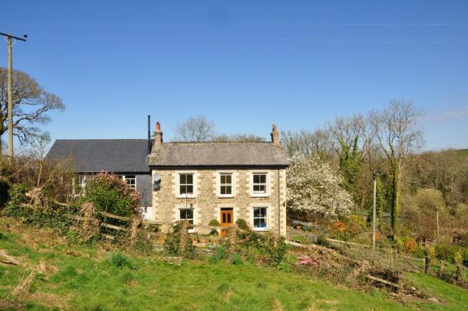 4 bed property, in Treworga, £1,450,000