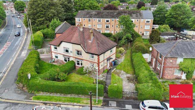 3 bed property, in Marlborough Road, £275,000