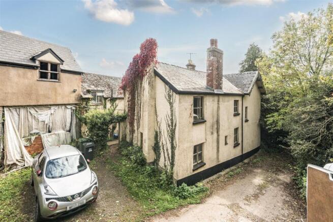 5 bed property, in Lurley, £499,500