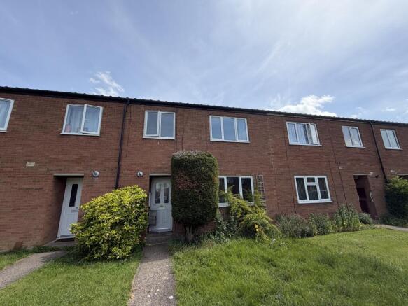 3 bed property, in 8 Soar Way, £100,000