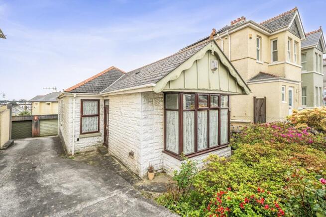 3 bed property, in South Down Road PL2, £200,000