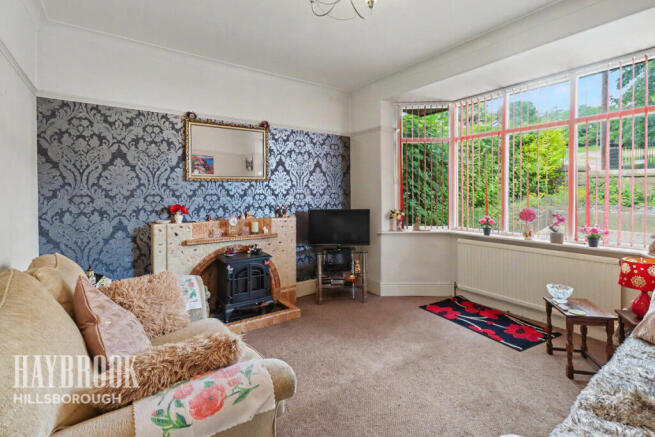 3 bed property, in Ben Lane, £300,000