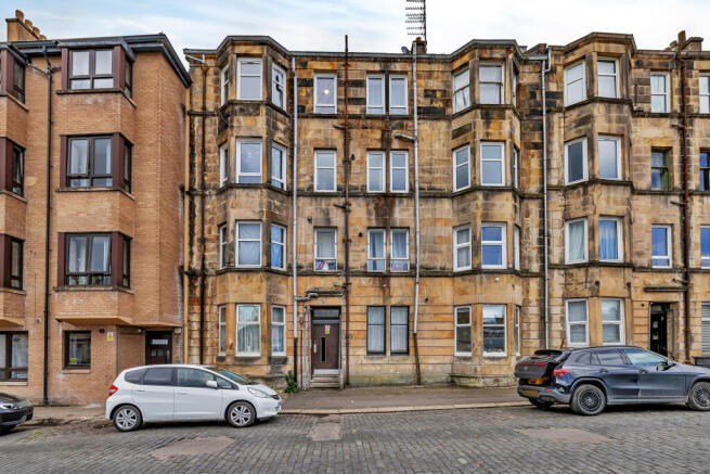 1 bed property, in Argyle Street, £55,000