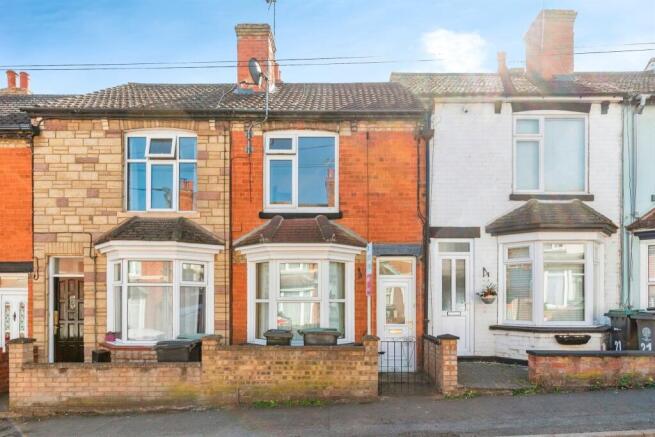 2 bed property, in Jubilee Street, £160,000