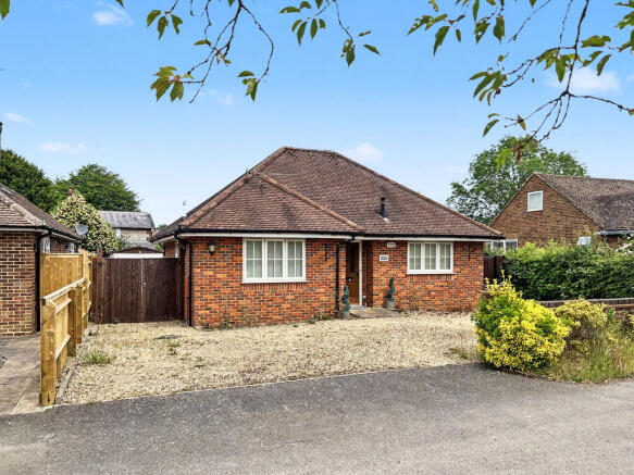 2 bed property, in Penn Road, £550,000