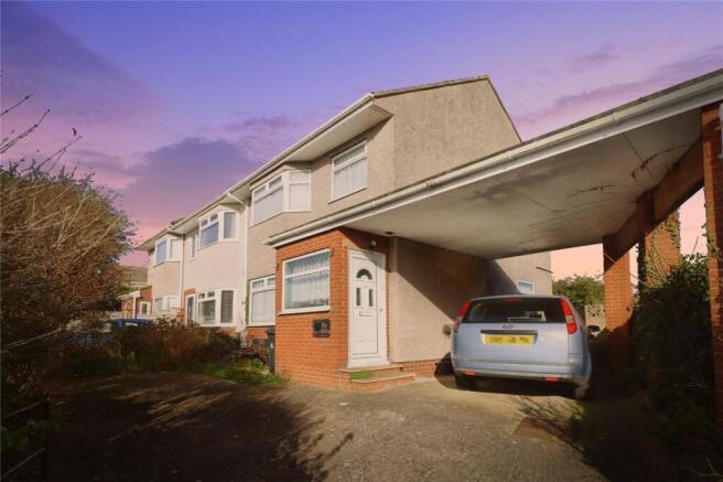 3 bed property, in Hudds Hill Road, £300,000