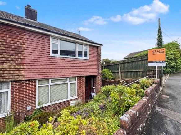 3 bed property, in Moyses Lane, £170,000