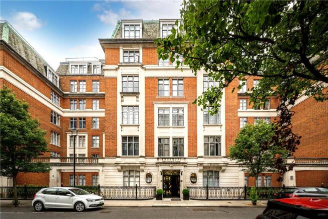 2 bed property, in Hallam Street, £1,450,000