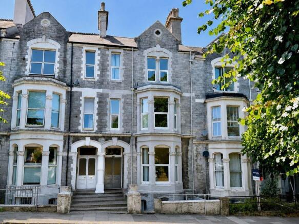 13 bed property, in Sutherland Road, £600,000
