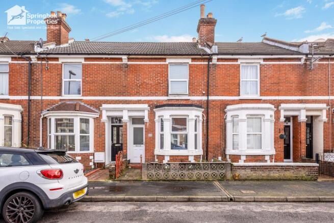 3 bed property, in St Edward's Road, £250,000