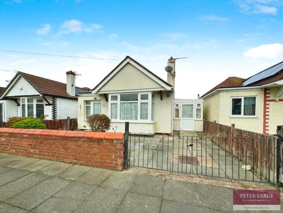 2 bed property, in 16 Carlisle Avenue, £119,000