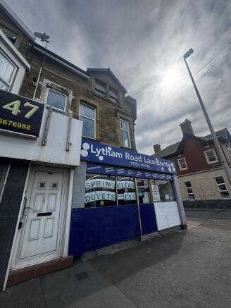 7 bed property, in Blackpool Portfolio Containing 7 Flats, £280,000