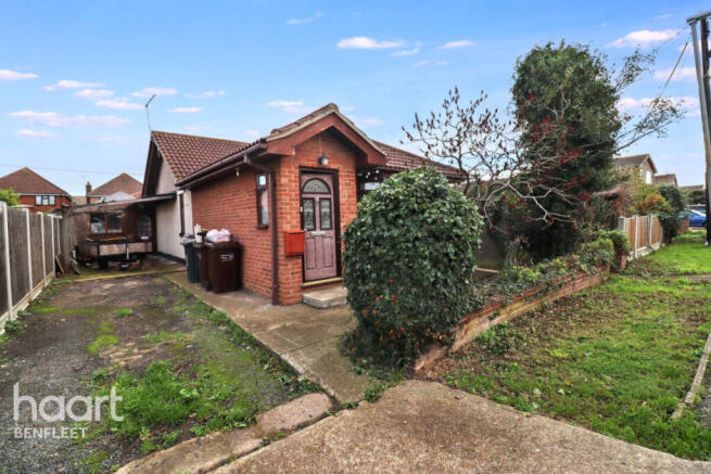 2 bed property, in Northfalls Road, £300,000