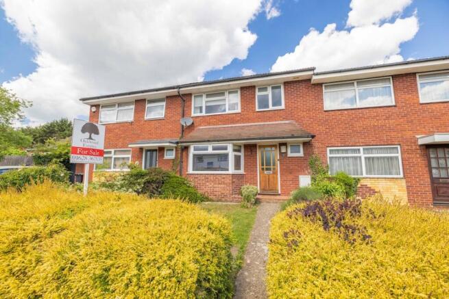 3 bed property, in Lent Green Lane, £450,000
