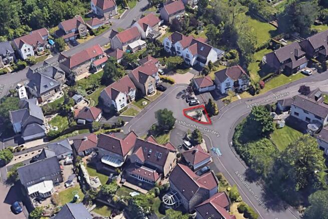Land, in South Queensferry, £1,000
