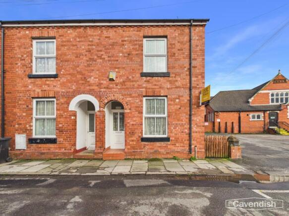 6 bed property, in Charlotte Street, £290,000