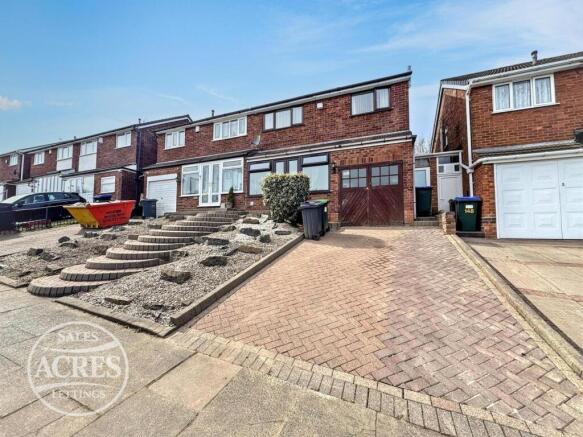 3 bed property, in Stanton Road, £270,000