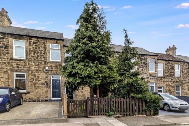3 bed property, in Caroline Cottages, £55,000