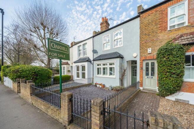 3 bed property, in St. Johns Road, £725,000