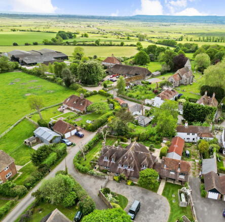 4 bed property, in Wartling, £1,250,000