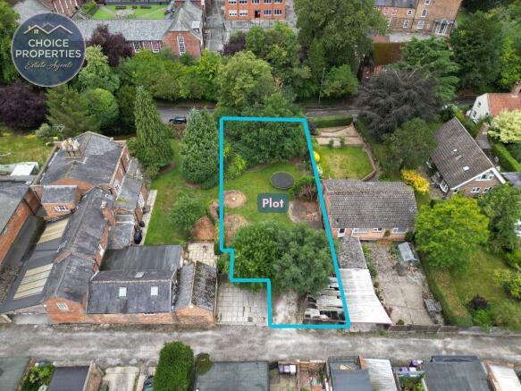 Land, in Edward Street, £190,000
