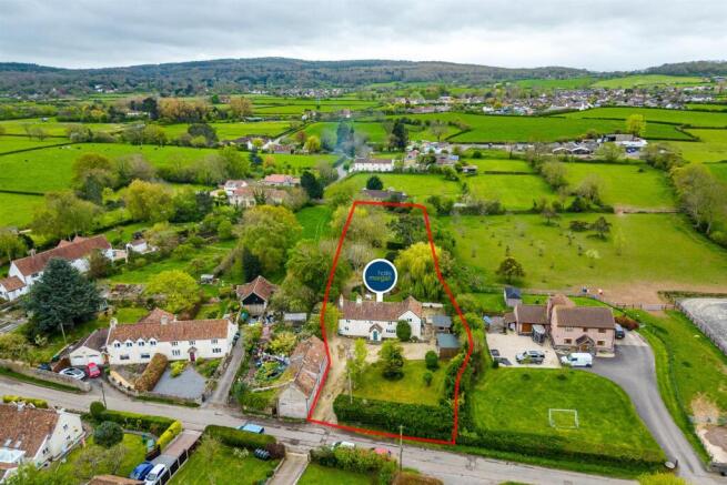 4 bed property, in Lower Claverham, £650,000