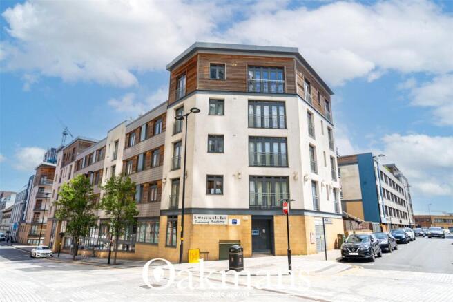 1 bed property, in Upper Marshall Street, £130,000