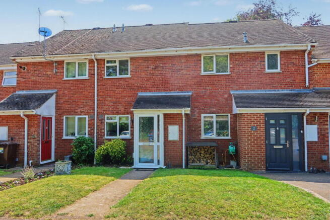 2 bed property, in Keytes Close, £269,500