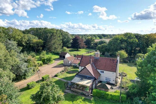 5 bed property, in Harris Green, £750,000
