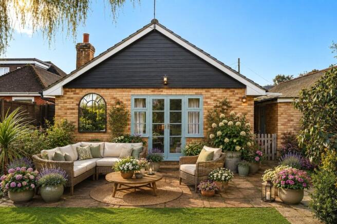 4 bed property, in Kiln Lane, £675,000