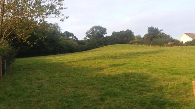 Land, in Park Road, £160,000
