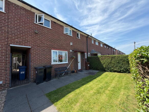 3 bed property, in Thornley Lane South, £190,000