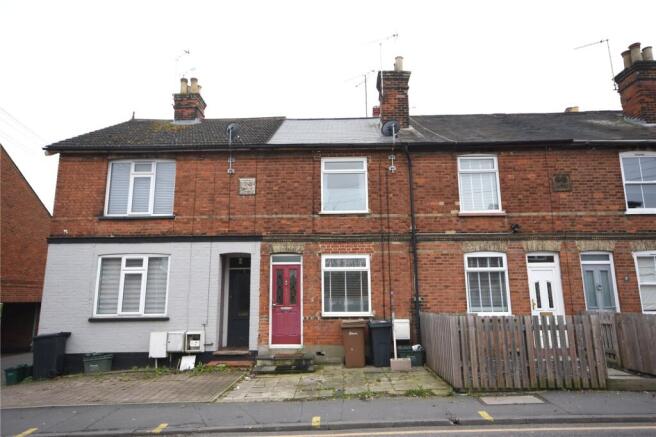3 bed property, in Beehive Lane, £280,000
