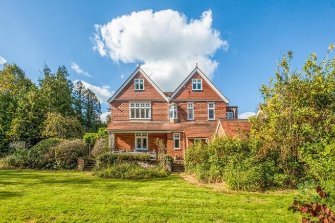 8 bed property, in Hartley Road, £1,395,000