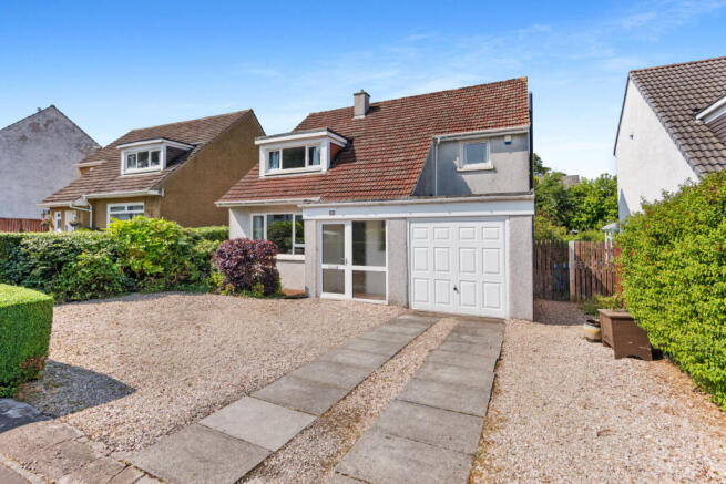 4 bed property, in Limetree Crescent, £385,000