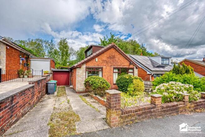 2 bed property, in Trent Road, £220,000