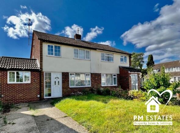 4 bed property, in Hawthorn Close, £450,000
