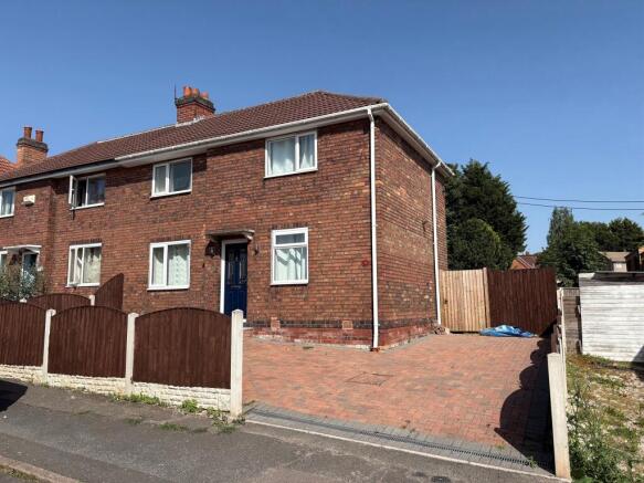 3 bed property, in Merchant Avenue, £230,000