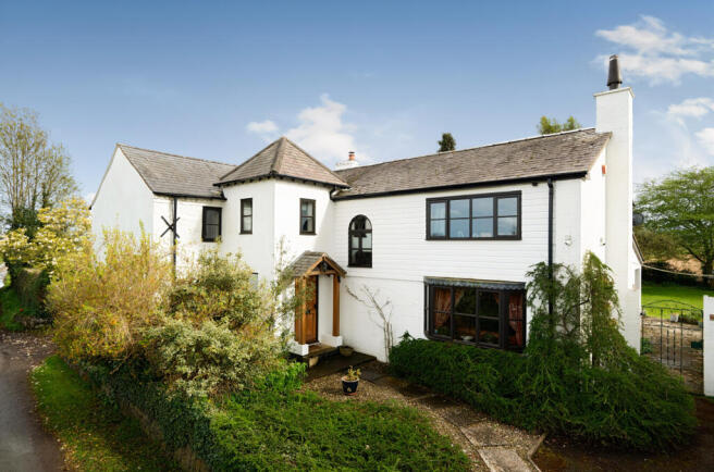 3 bed property, in The Sycamore, £700,000